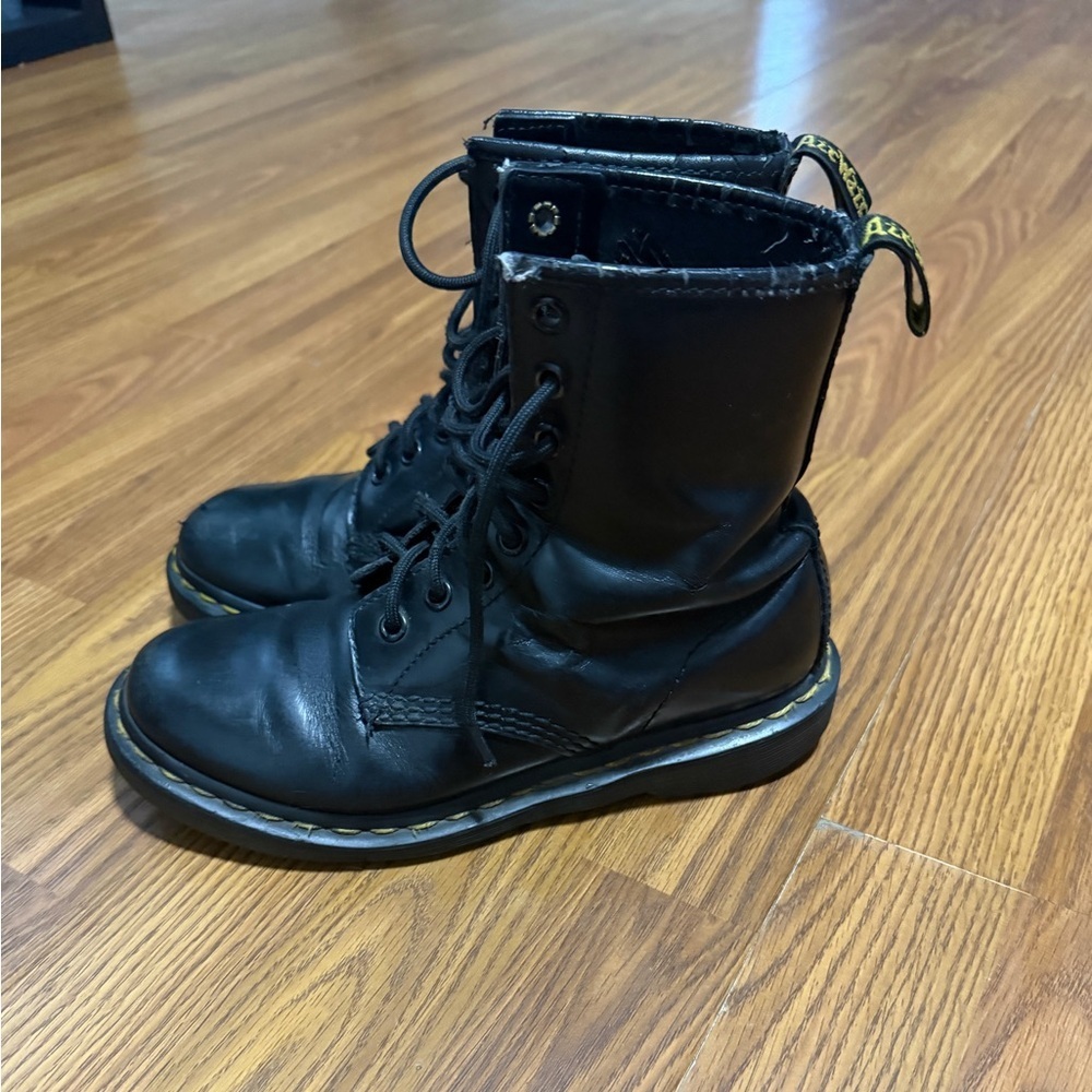 Doc Martins Jarden Black Pisa Leather Boot Women’s Size 6. - Picture 3 of 7